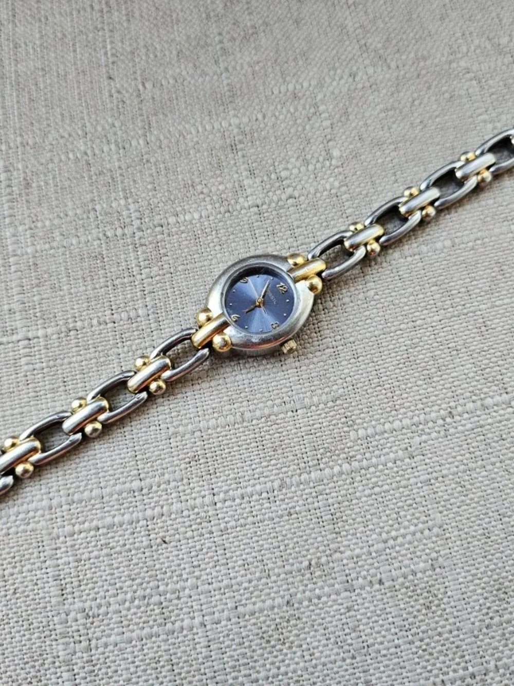 Vintage Fossil F2 Women Wristwatch Blue Face Silver/Gold Dual Tone Quartz Watch